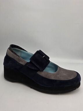 Thierry Rabotin Navy Gray Suede Colorblock Mary Jane Wedge Pumps 37.5 EU ✨